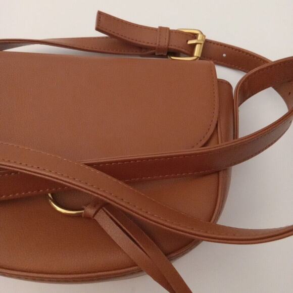 JJ Winters Ivy Crossbody Leather Bag - Picture 3 of 6